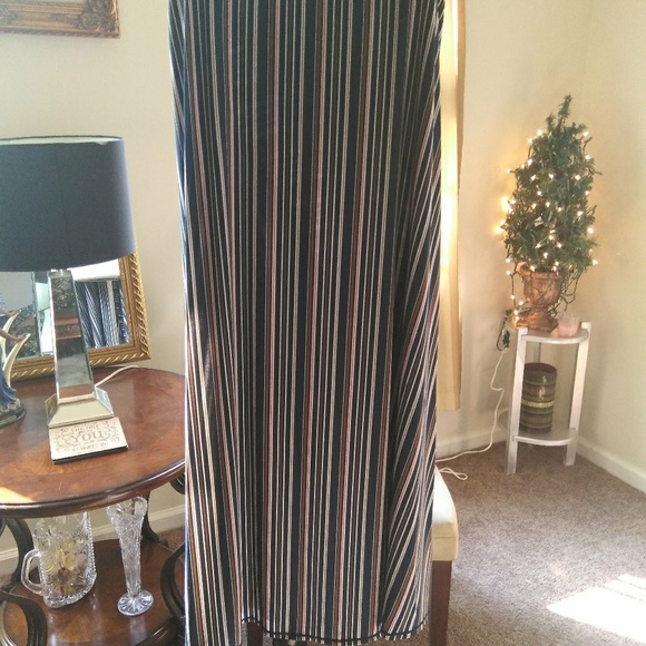 Max Edition - Picture 2 of 3